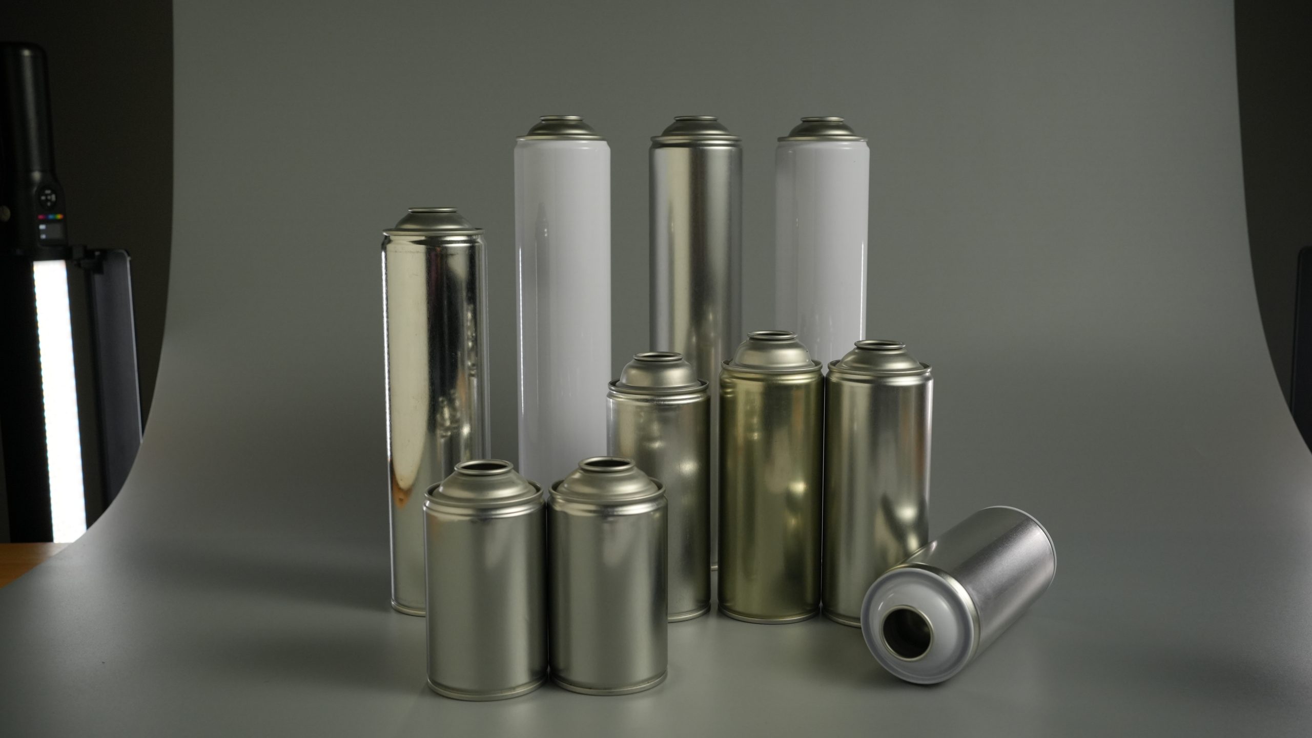 Tinplate Aerosol Cans: Unsung Heroes from Automotive Care to Industrial Sectors