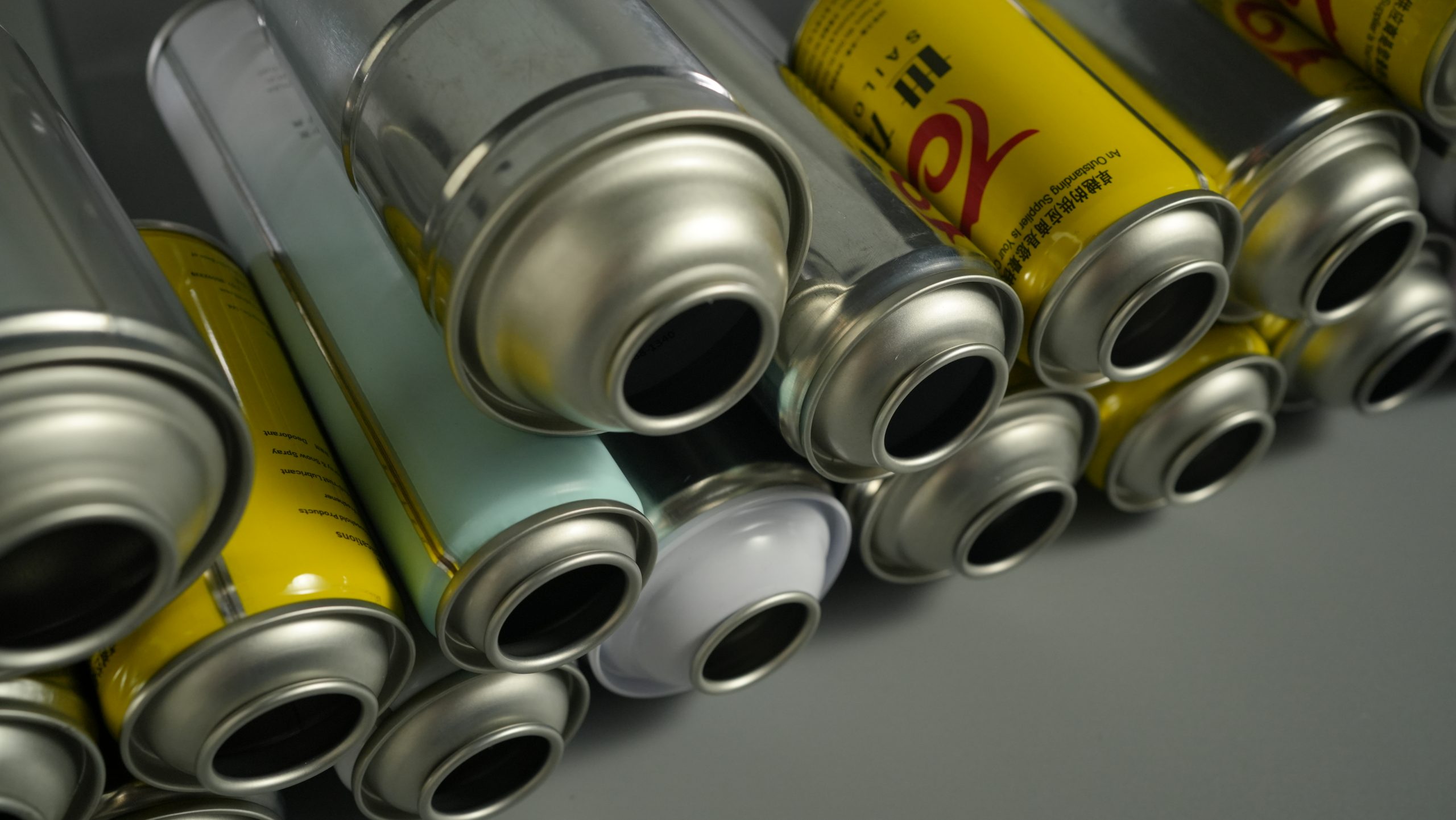 Unlock the Infinite Possibilities of Spray Paint Art with Custom Tinplate Aerosol Cans