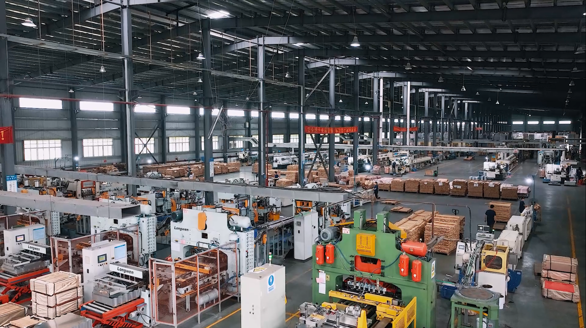 Deodorant Spray Can manufacturer: Crafting High-Quality Tinplate Aerosol Cans for Long-Lasting Freshness